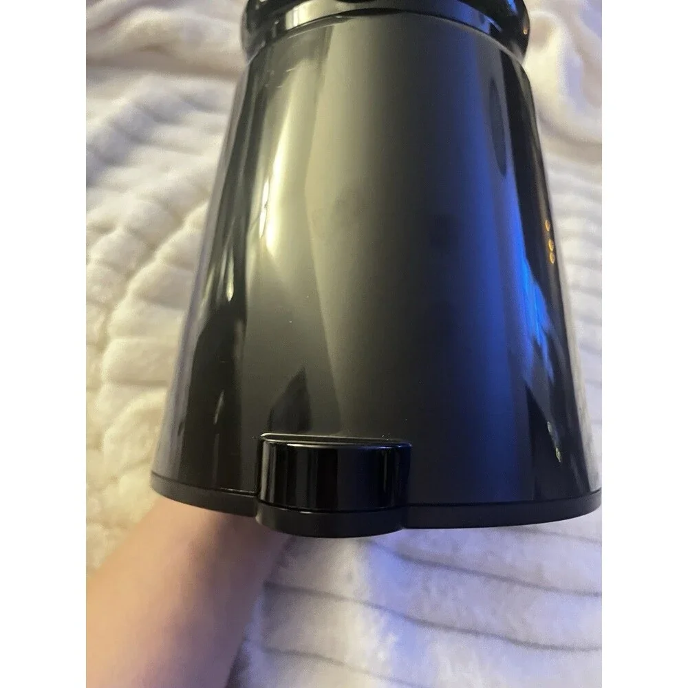 Keurig 2.0 Replacement Carafe Black and Chrome Coffee Pot and Lid 4 Cup